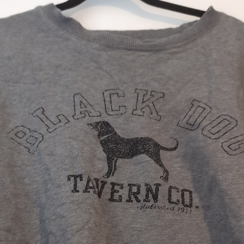 The Black Dog Cream and Gray Apparel